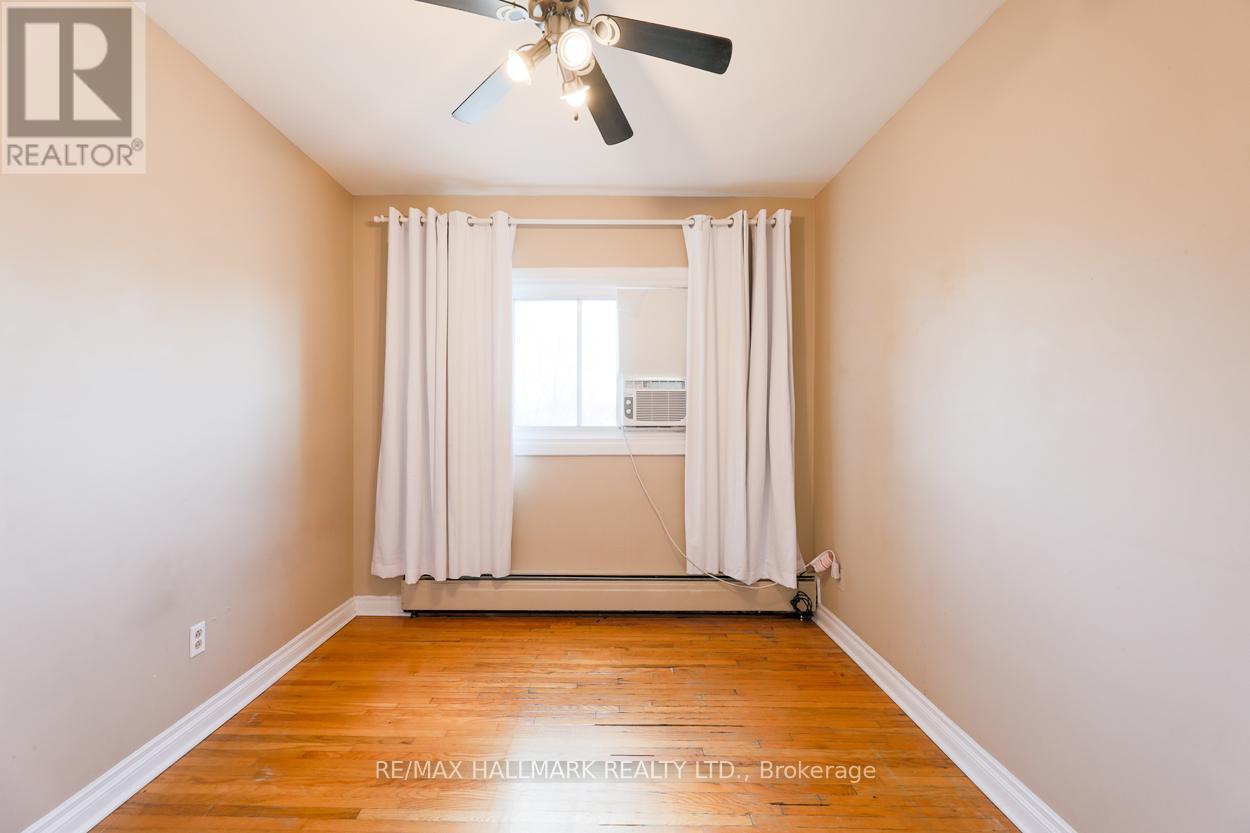 2 - 2844 Danforth Avenue, Toronto, Ontario  M4C 1M1 - Photo 13 - E12997080