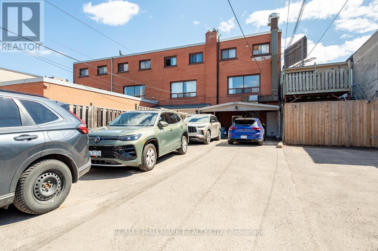 2 - 2844 Danforth Avenue, Toronto, Ontario  M4C 1M1 - Photo 17 - E12997080