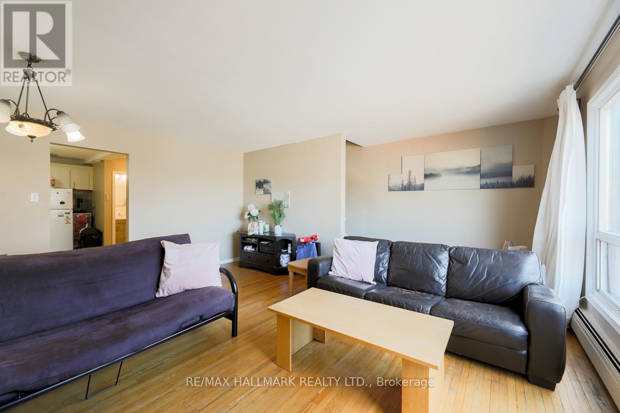 2 - 2844 Danforth Avenue, Toronto, Ontario  M4C 1M1 - Photo 9 - E12997080