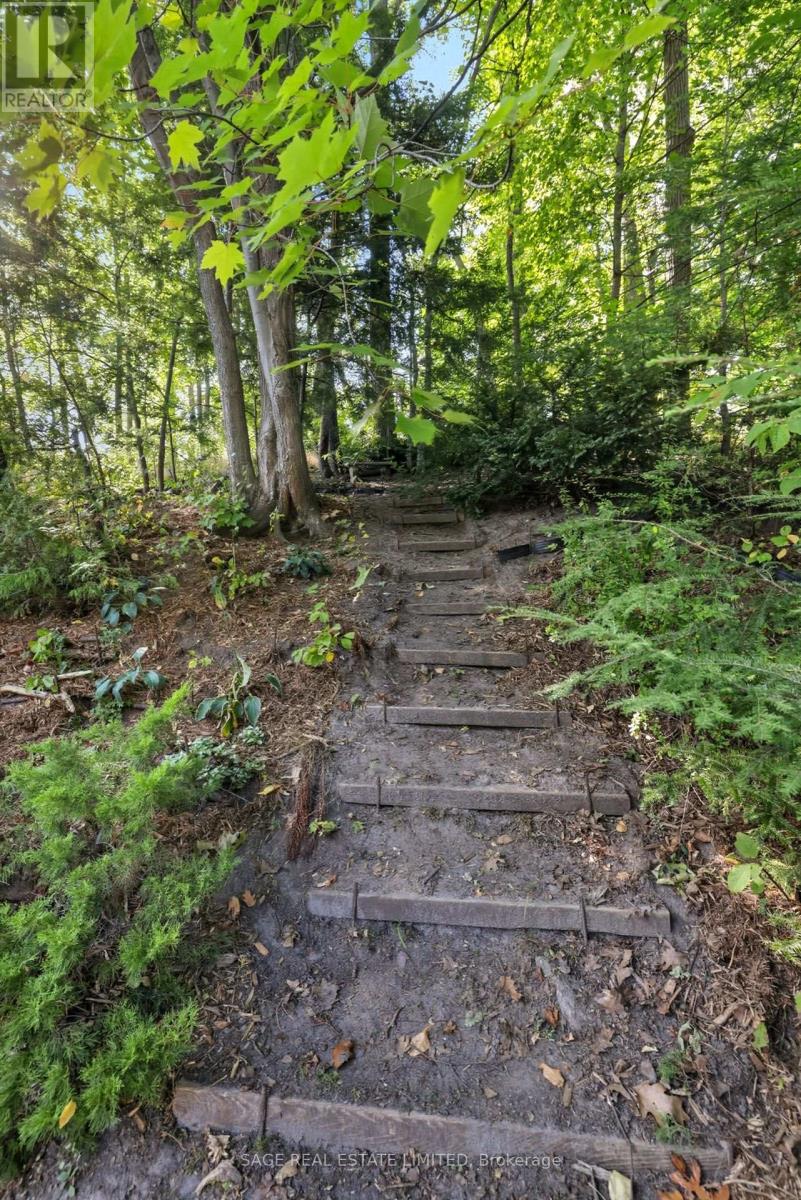 130 Neville Park Boulevard, Toronto, Ontario  M4E 3P8 - Photo 33 - E12997090