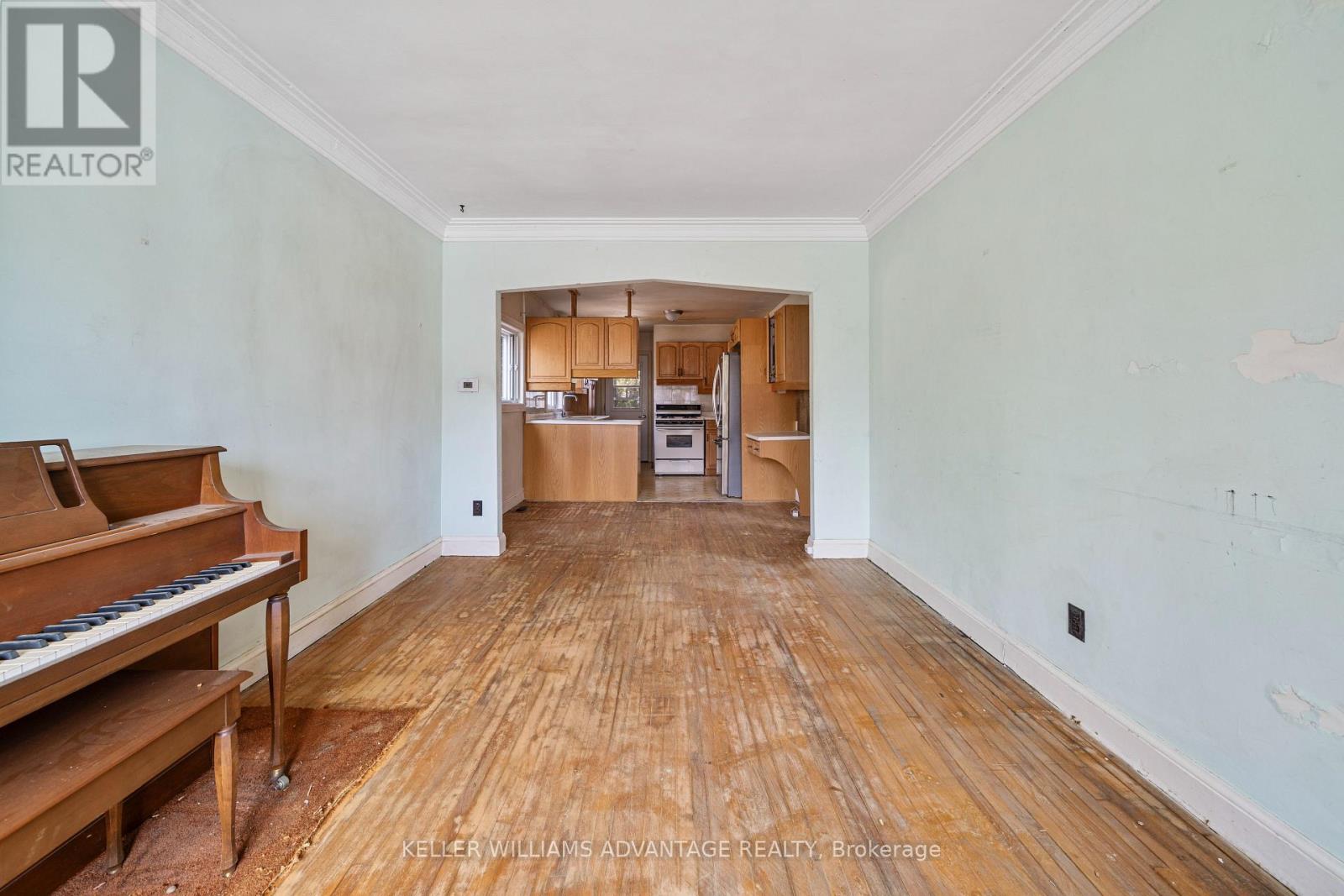 90 Hollis Avenue, Toronto, Ontario  M1N 2C7 - Photo 5 - E12997150