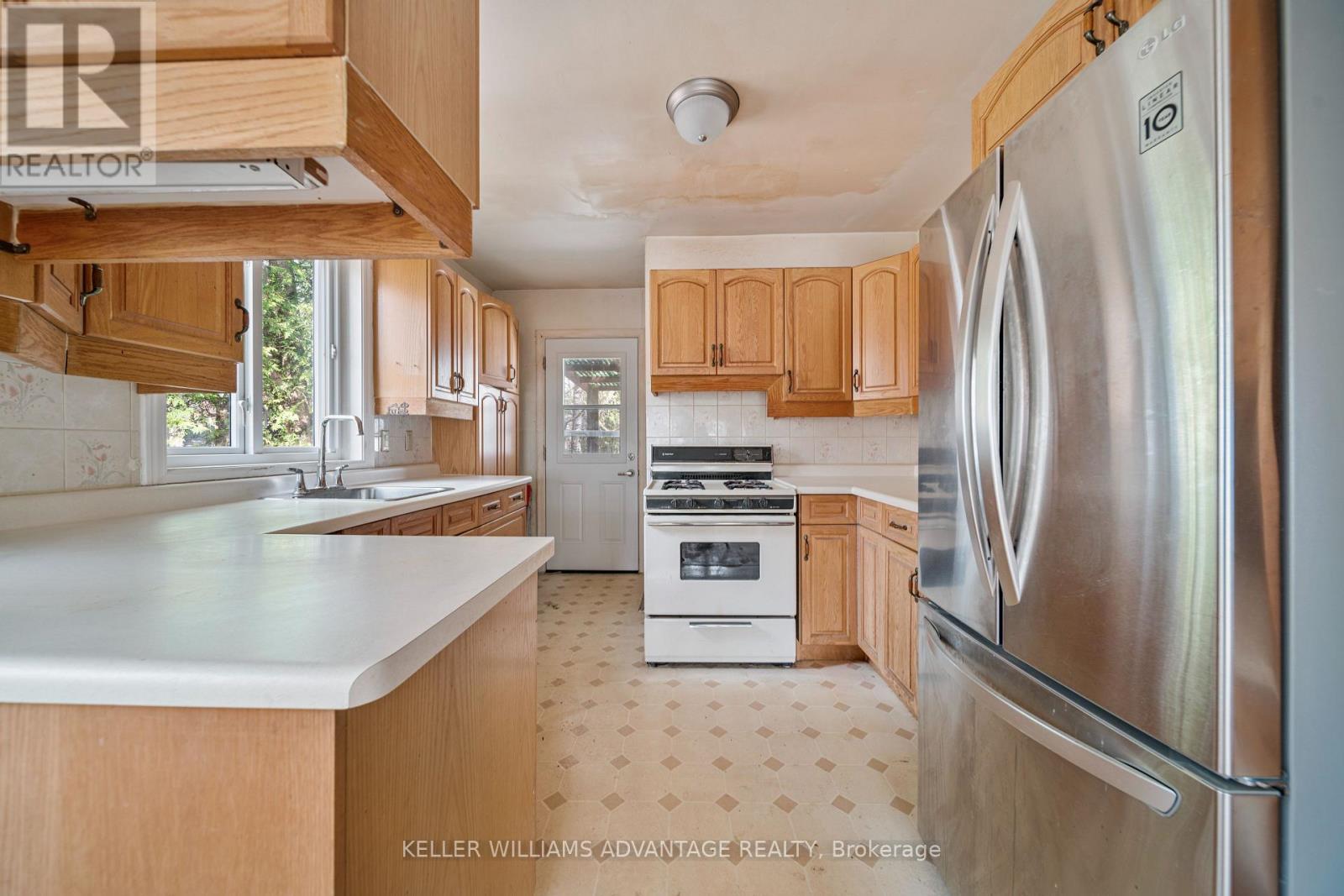 90 Hollis Avenue, Toronto, Ontario  M1N 2C7 - Photo 8 - E12997150