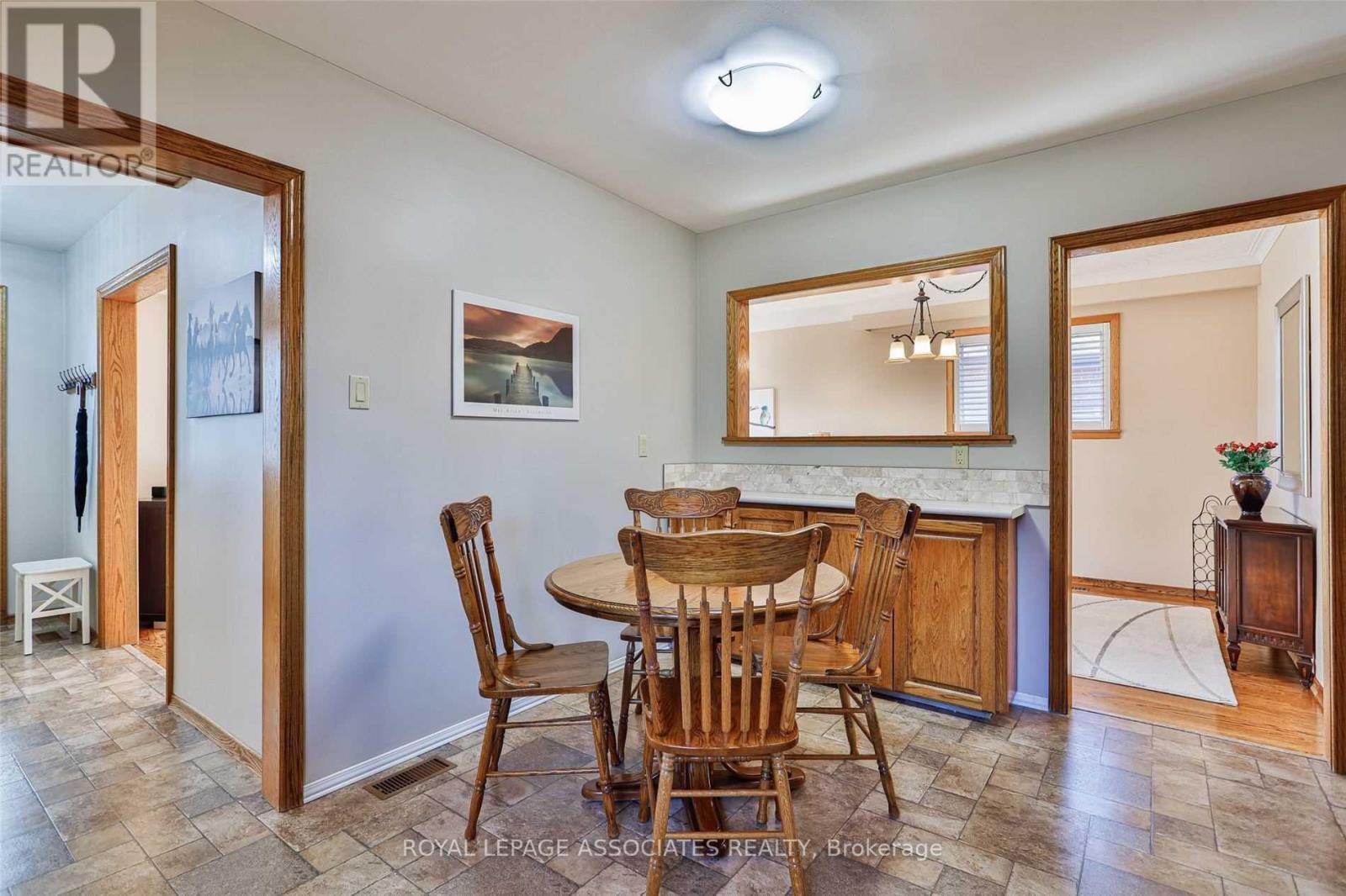 Main - 166 Lynnbrook Drive, Toronto, Ontario  M1H 2N5 - Photo 12 - E12997212