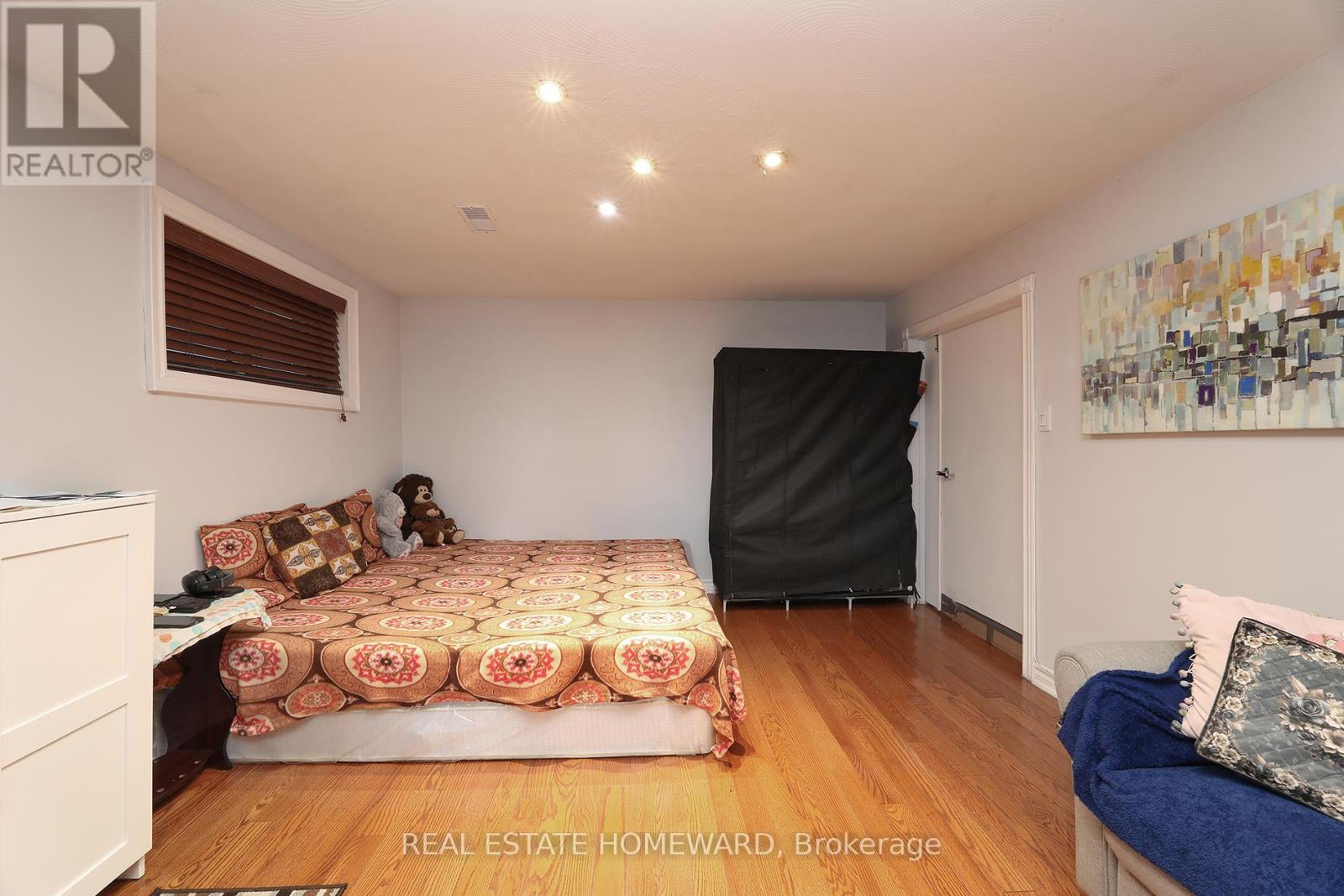 34 Mystic Avenue, Toronto, Ontario  M1L 4G9 - Photo 33 - E12997256