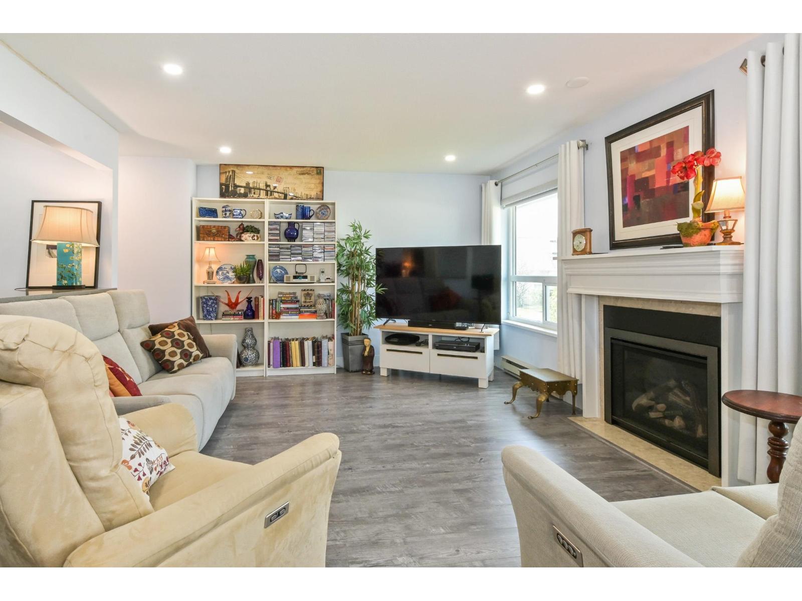 20 2475 Emerson Street, Abbotsford, British Columbia  V2T 4W5 - Photo 2 - R3110412