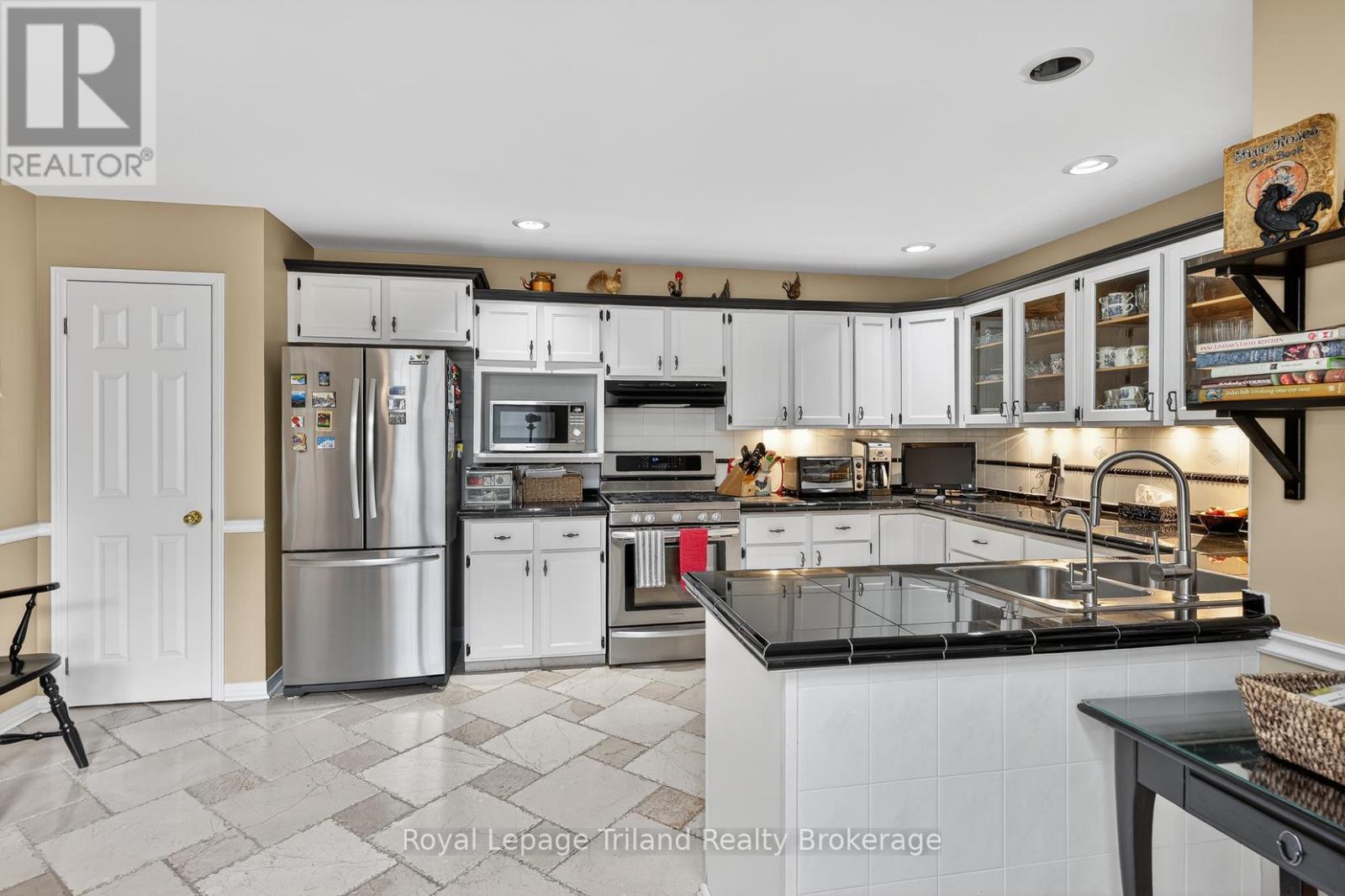 637 Lansdowne Avenue, Woodstock, Ontario  N4T 1K2 - Photo 11 - X12929840