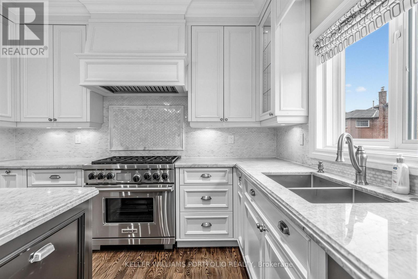 39 Downing Boulevard, Vaughan, Ontario  L4J 7N9 - Photo 12 - N12997000