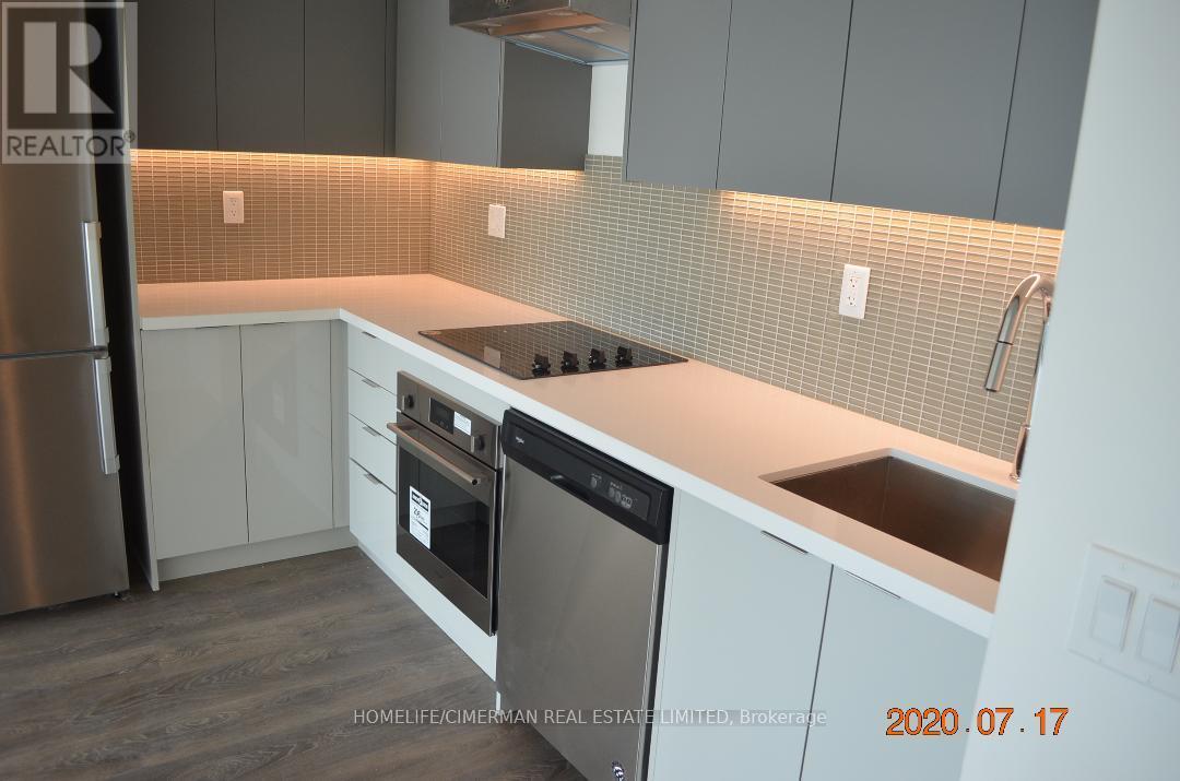 1003 - 2908 Highway 7, Vaughan, Ontario  L4K 1W8 - Photo 3 - N12997046