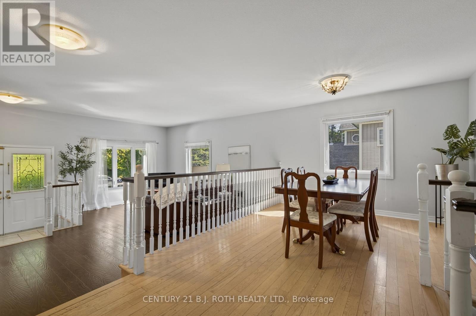 1105 Goshen Road, Innisfil, Ontario  L9S 2B5 - Photo 15 - N12997126