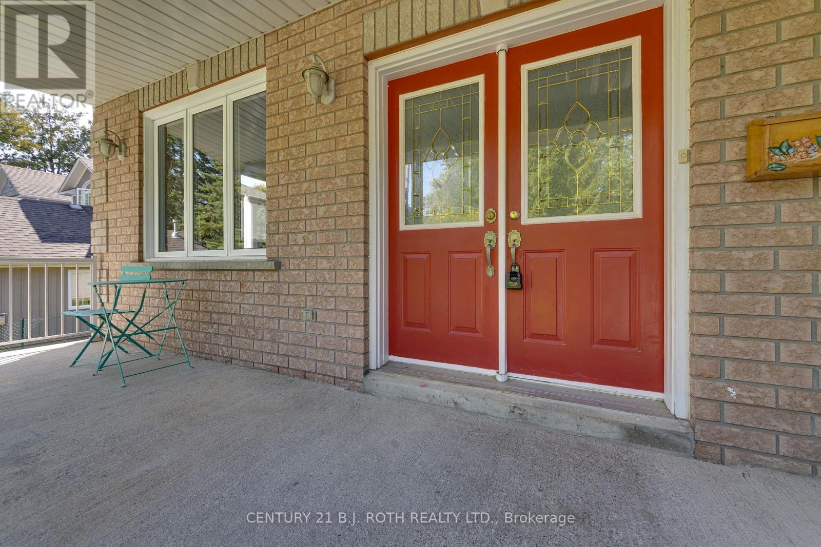 1105 Goshen Road, Innisfil, Ontario  L9S 2B5 - Photo 6 - N12997126