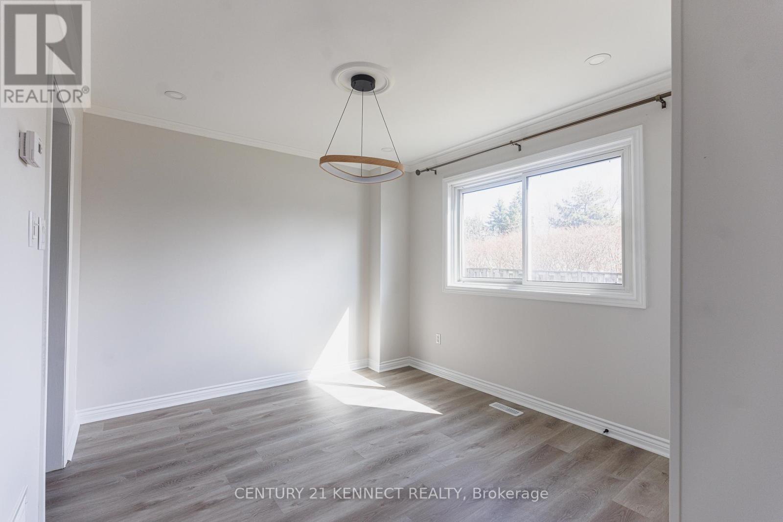 55 - 646 Village Parkway, Markham, Ontario  L3R 2S7 - Photo 10 - N12997264