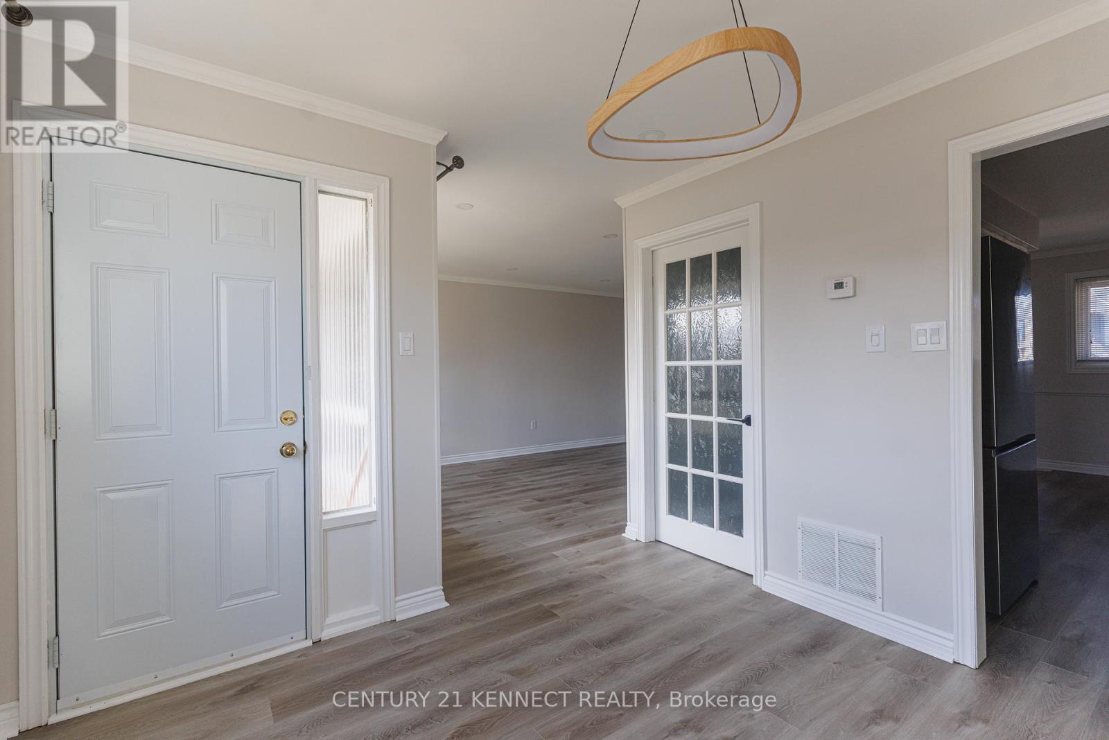 55 - 646 Village Parkway, Markham, Ontario  L3R 2S7 - Photo 11 - N12997264