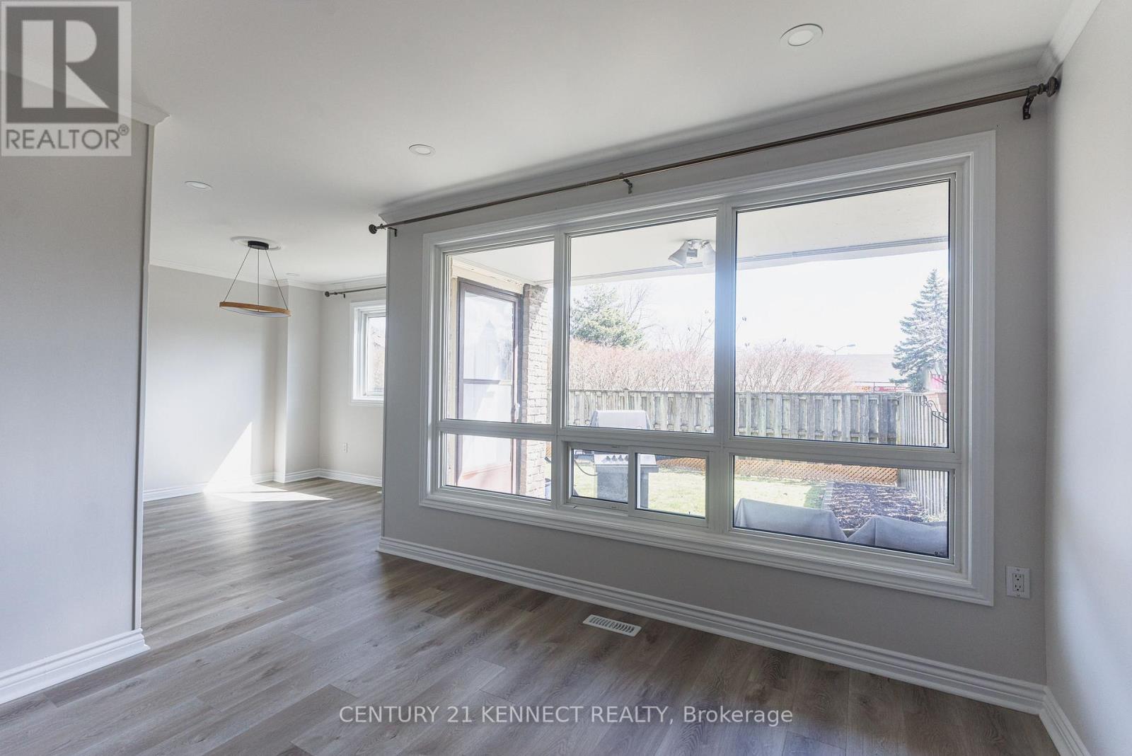 55 - 646 Village Parkway, Markham, Ontario  L3R 2S7 - Photo 12 - N12997264