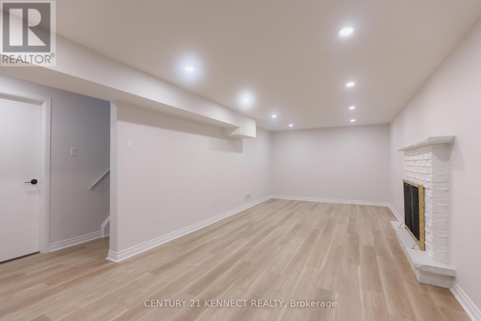 55 - 646 Village Parkway, Markham, Ontario  L3R 2S7 - Photo 24 - N12997264