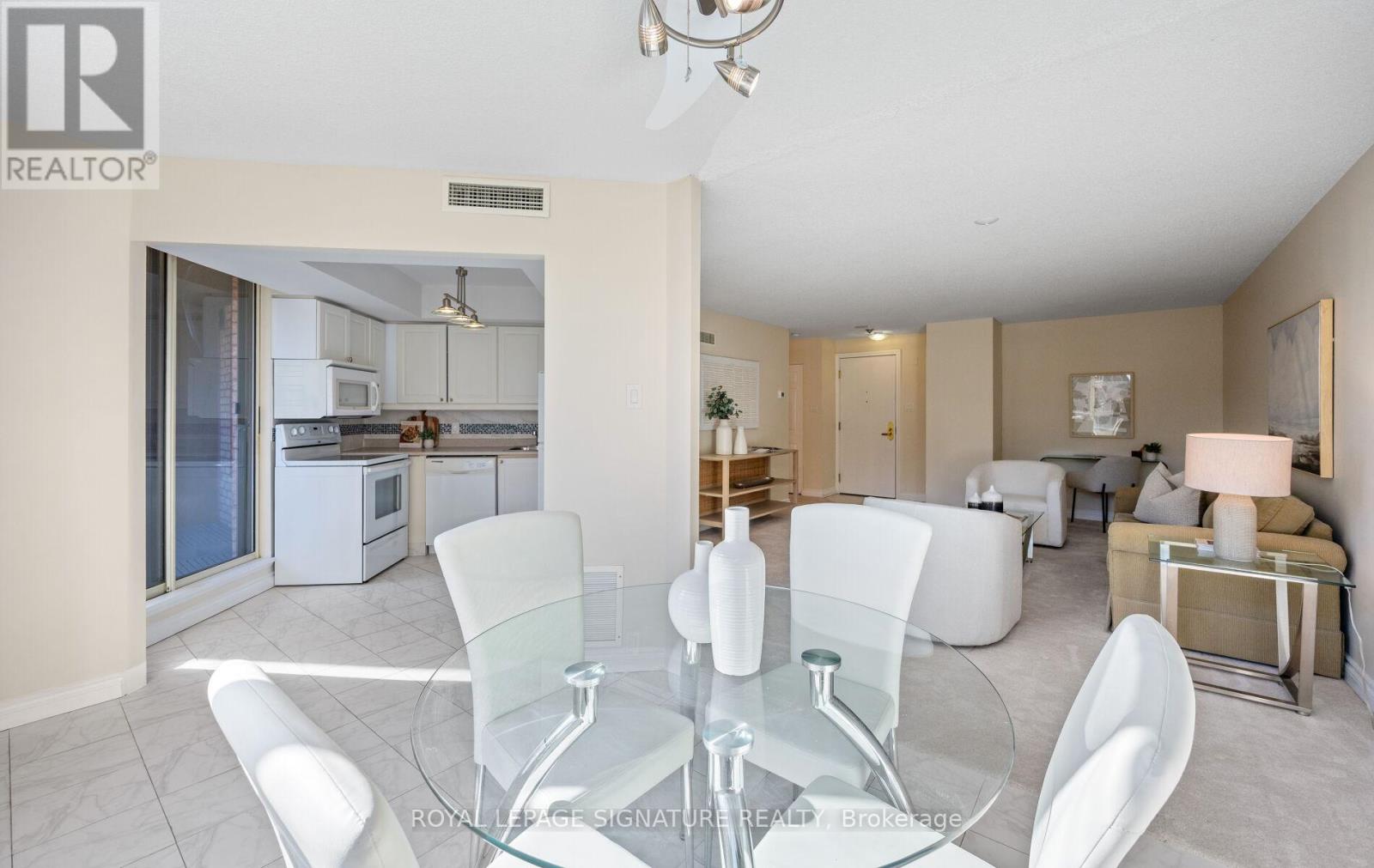 324 - 1210 Don Mills Road, Toronto, Ontario  M3B 3N9 - Photo 3 - C12866888