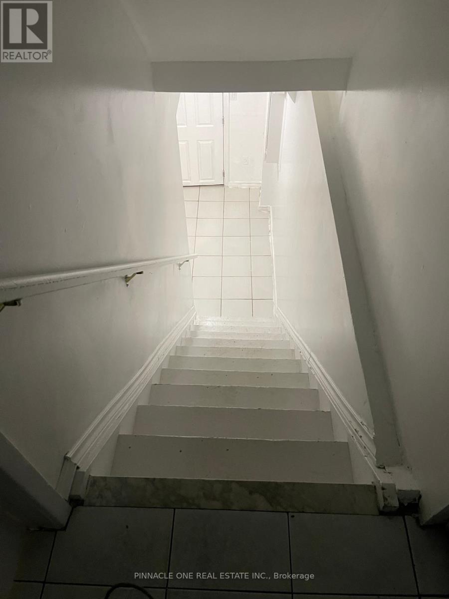 Basement - 27 Greenleaf Terrace, Toronto, Ontario  M1B 4J5 - Photo 2 - E12985348