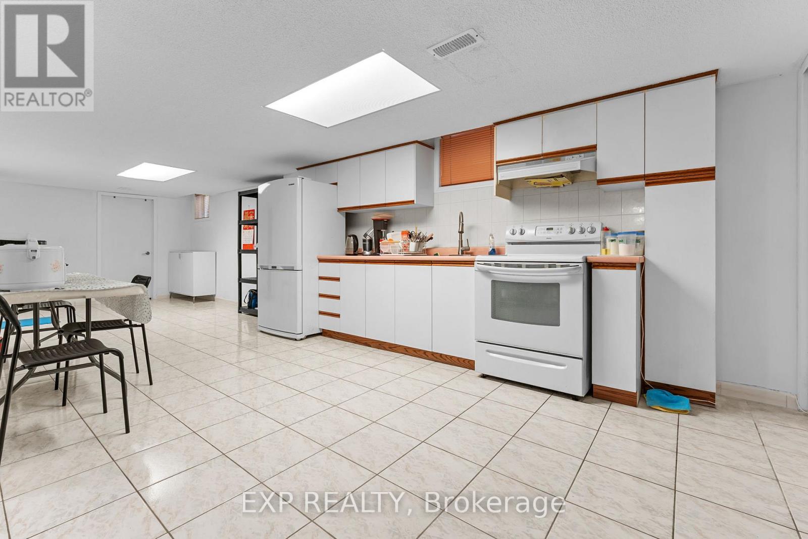 27 Via Nova Drive, Vaughan, Ontario L4L 7P9 - Photo 33 - N12994250