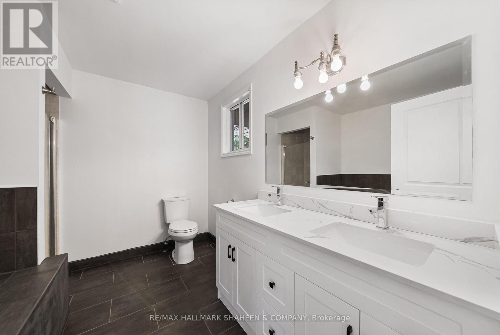 9 Evans Drive, Whitchurch-Stouffville, Ontario  L4A 2Y4 - Photo 22 - N12996876