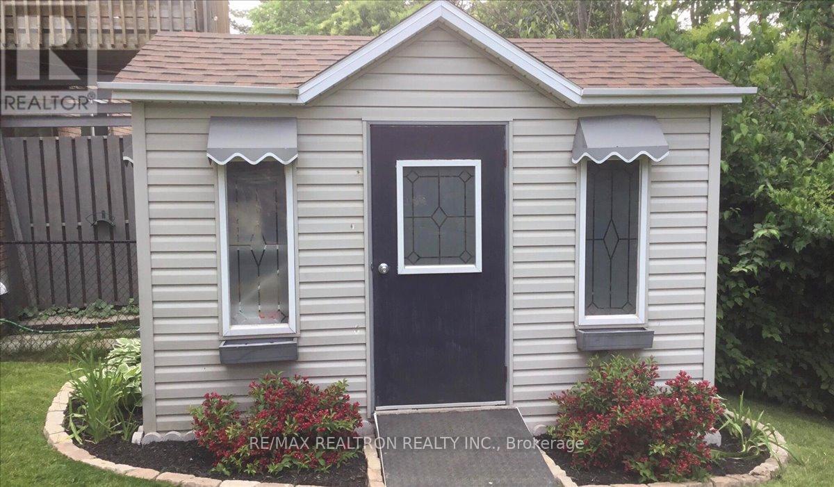 44 Columbia Road, Barrie, Ontario  L4N 8C6 - Photo 35 - S12735078