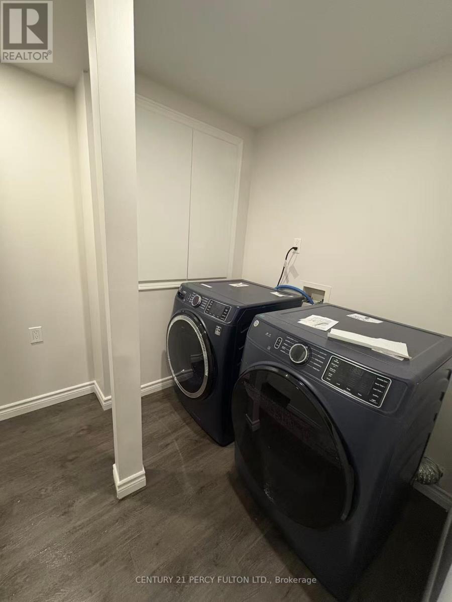 Basement - 22 Chester Street, Oakville, Ontario  L6H 6G8 - Photo 5 - W12834516