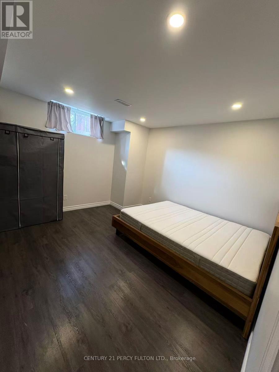 Basement - 22 Chester Street, Oakville, Ontario  L6H 6G8 - Photo 2 - W12834516