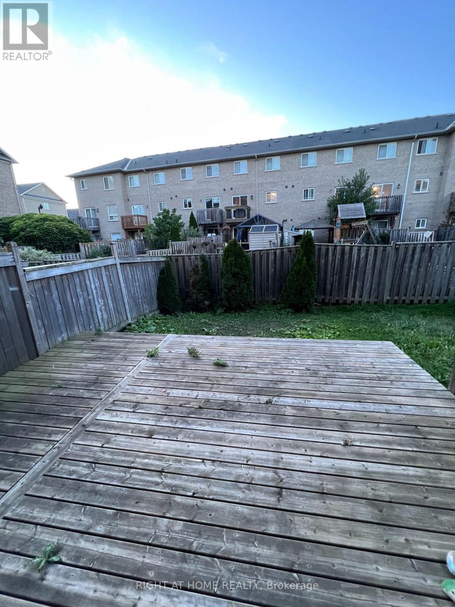 2385 Coho Way, Oakville, Ontario  L6M 0G6 - Photo 15 - W12997028