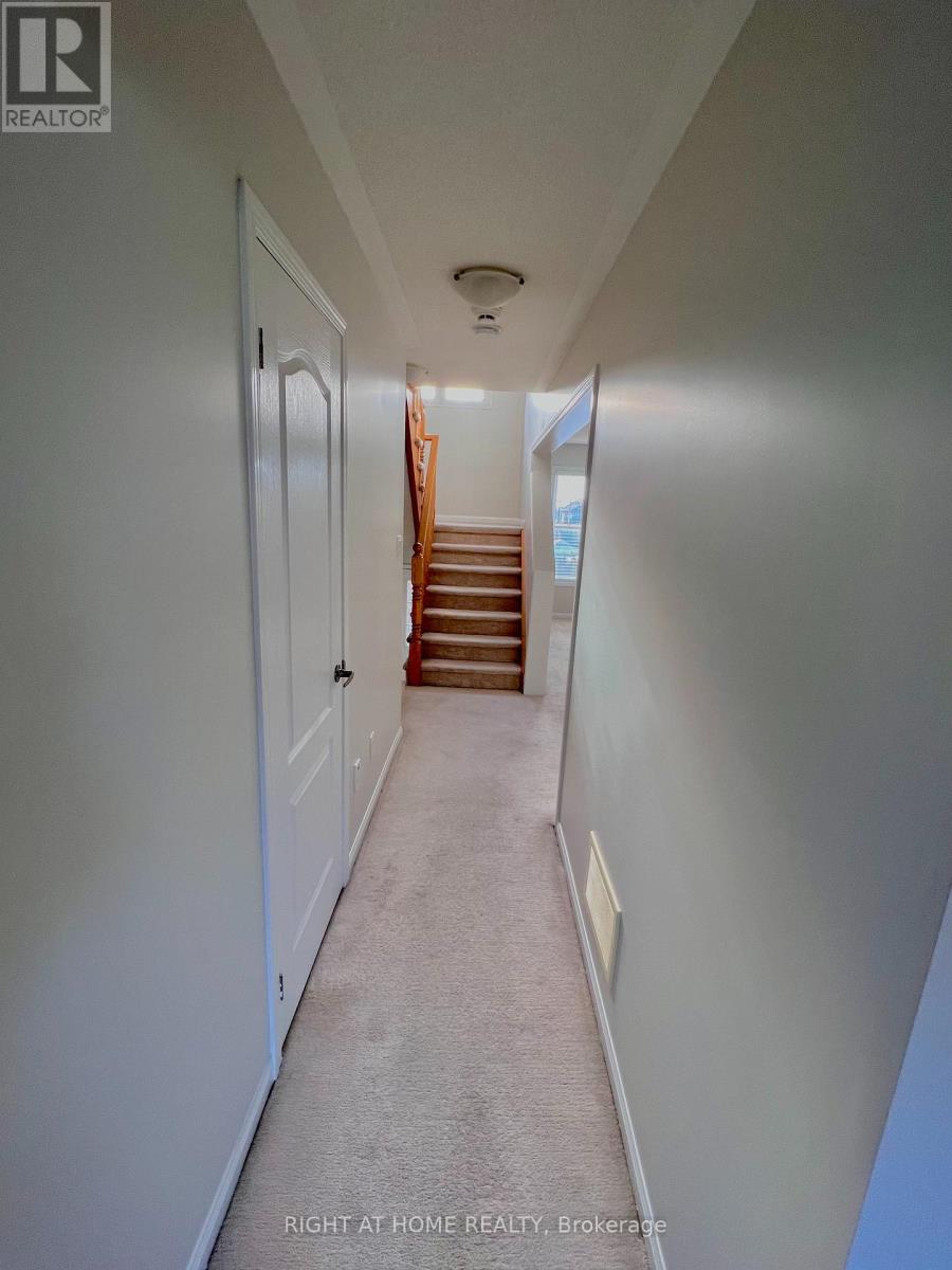 2385 Coho Way, Oakville, Ontario  L6M 0G6 - Photo 7 - W12997028