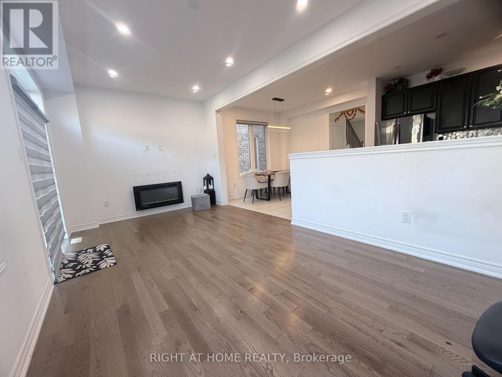 (Upper) - 46 Boathouse Road, Brampton, Ontario  L7A 5B7 - Photo 14 - W12997030