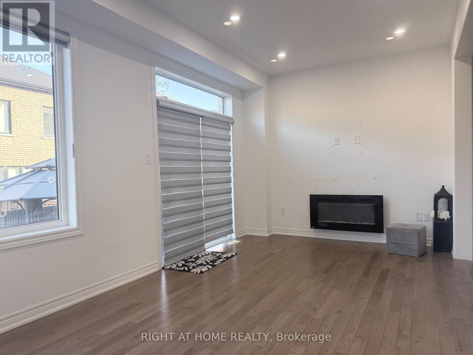 (Upper) - 46 Boathouse Road, Brampton, Ontario  L7A 5B7 - Photo 15 - W12997030