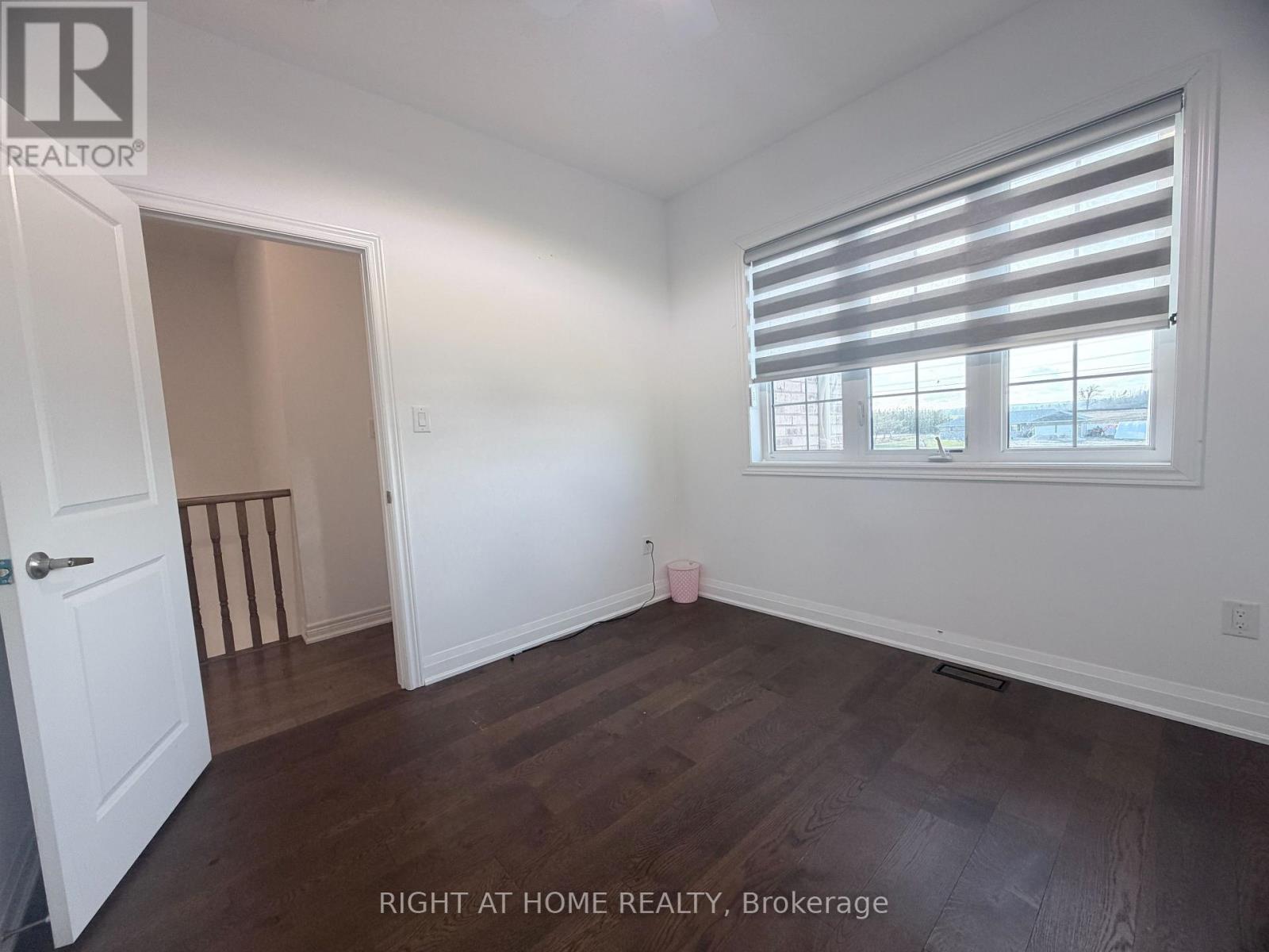 (Upper) - 46 Boathouse Road, Brampton, Ontario  L7A 5B7 - Photo 18 - W12997030