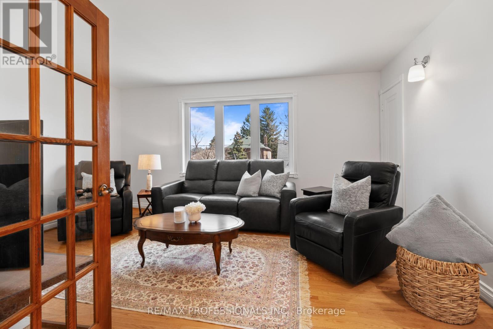 82 Fifth Street, Toronto, Ontario  M8V 2Z3 - Photo 23 - W12997082