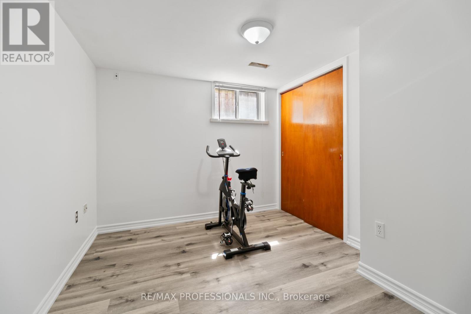 82 Fifth Street, Toronto, Ontario  M8V 2Z3 - Photo 33 - W12997082