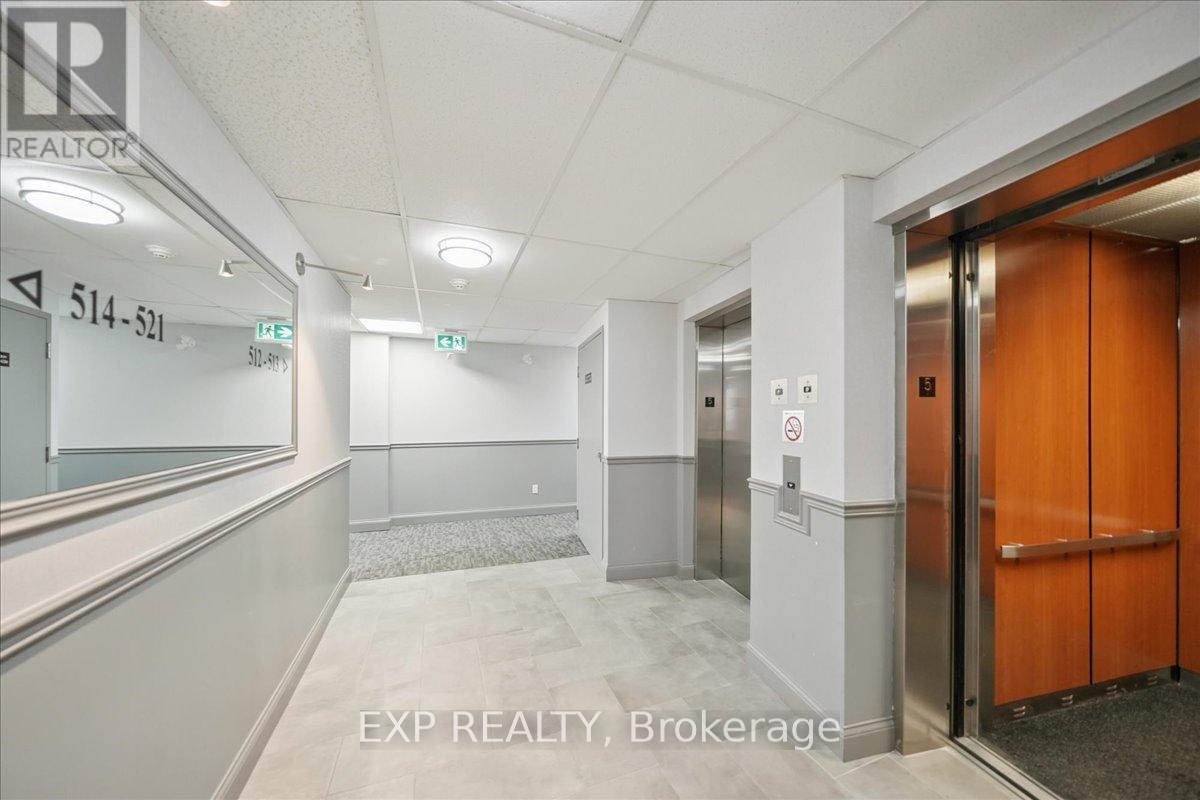 519 - 1415 Lawrence Avenue W, Toronto, Ontario  M6L 1A9 - Photo 28 - W12997086