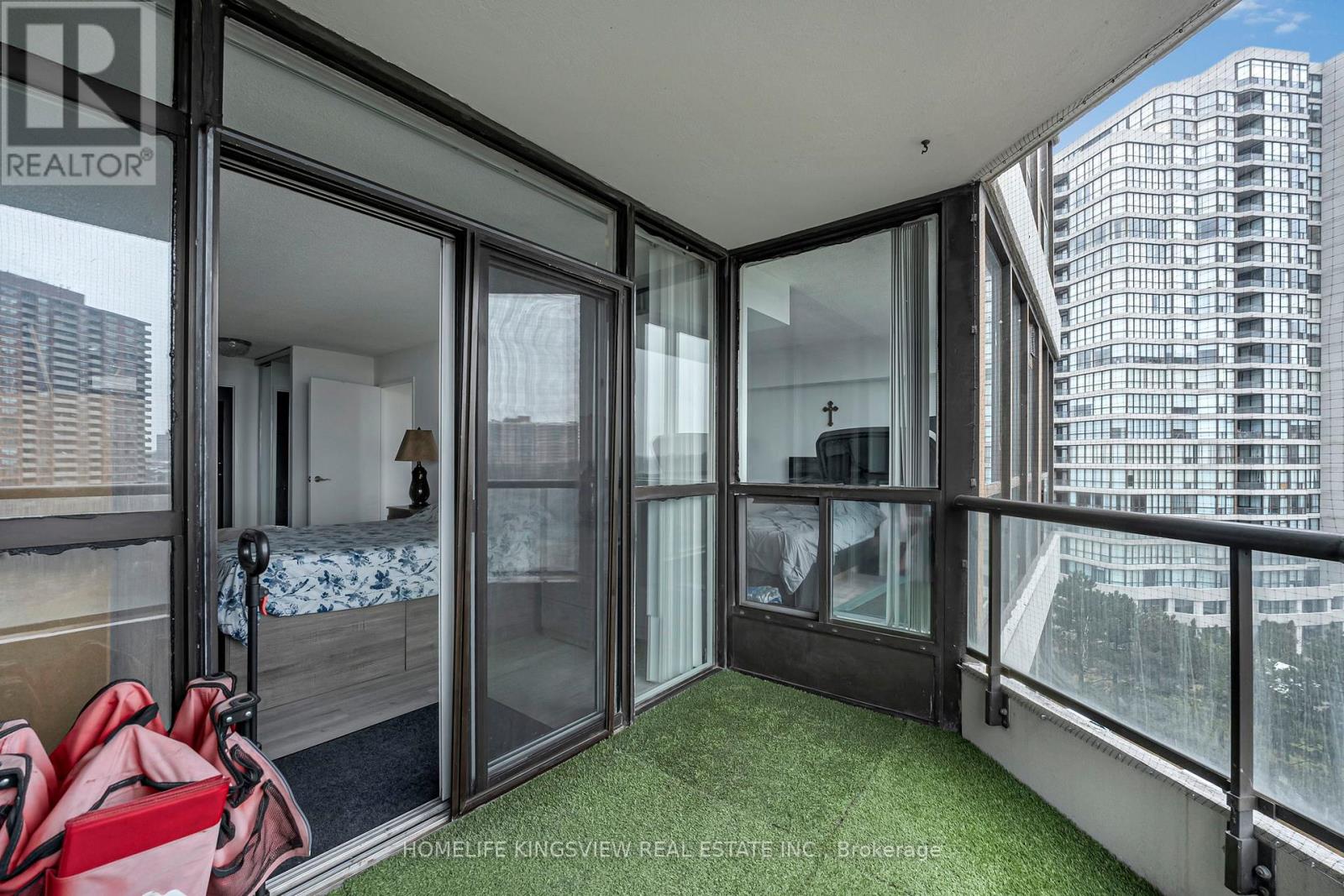 806 - 1 Rowntree Road, Toronto, Ontario  M9V 5G7 - Photo 24 - W12997088