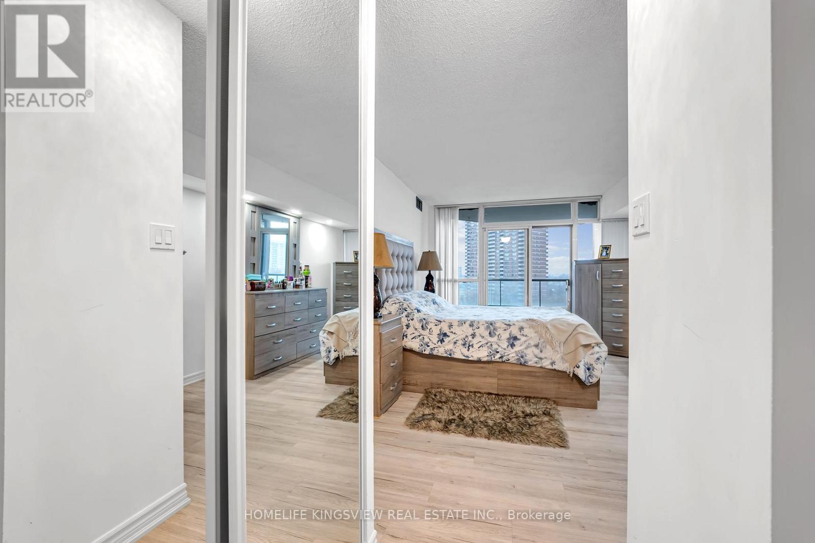 806 - 1 Rowntree Road, Toronto, Ontario  M9V 5G7 - Photo 26 - W12997088