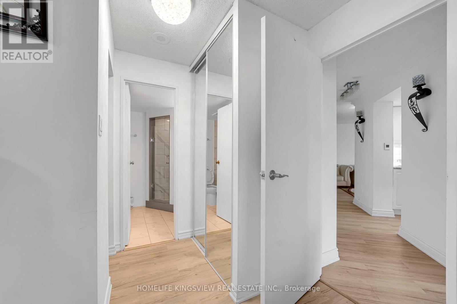 806 - 1 Rowntree Road, Toronto, Ontario  M9V 5G7 - Photo 27 - W12997088