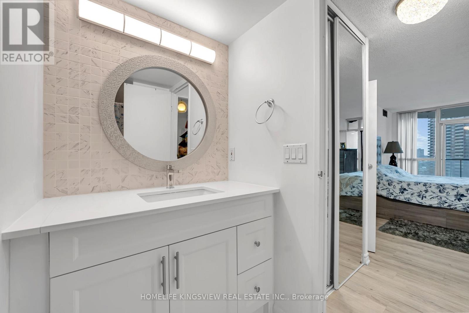 806 - 1 Rowntree Road, Toronto, Ontario  M9V 5G7 - Photo 30 - W12997088