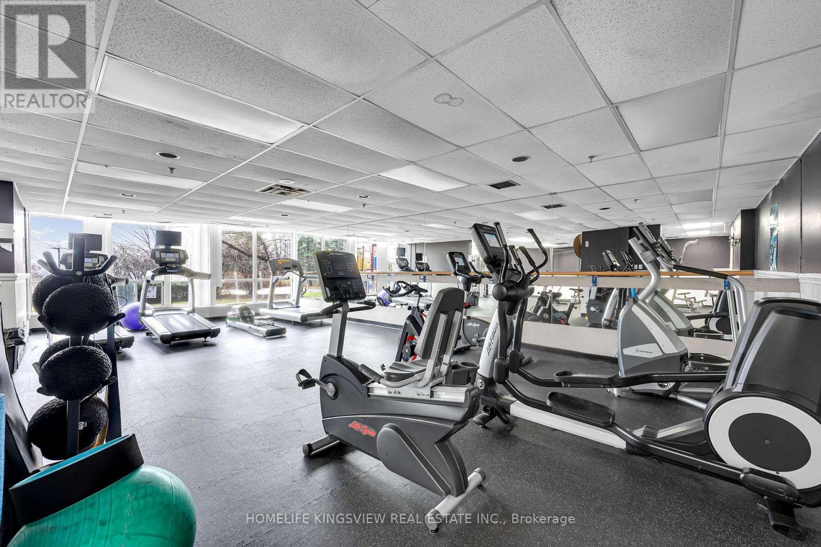 806 - 1 Rowntree Road, Toronto, Ontario  M9V 5G7 - Photo 38 - W12997088