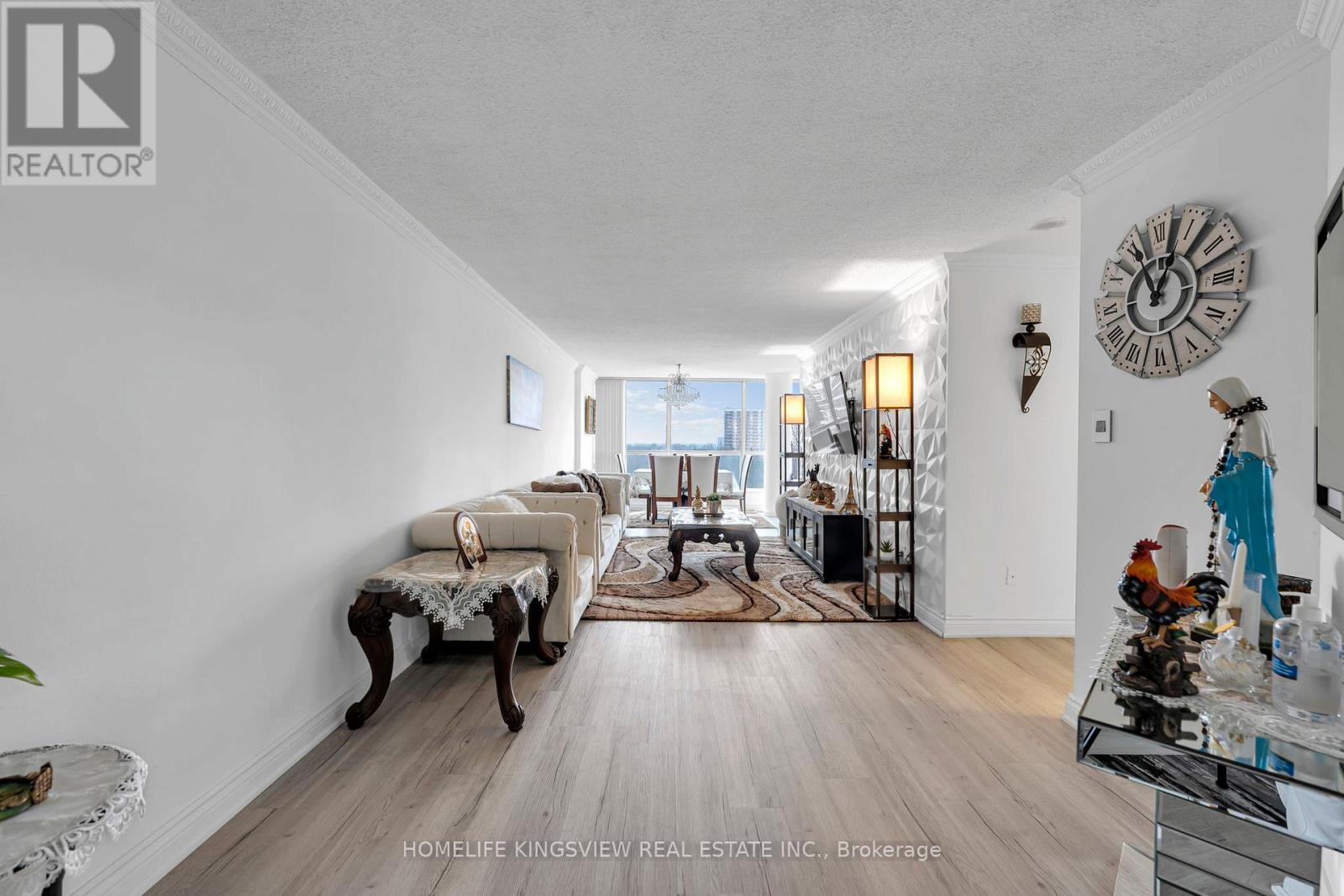 806 - 1 Rowntree Road, Toronto, Ontario  M9V 5G7 - Photo 4 - W12997088