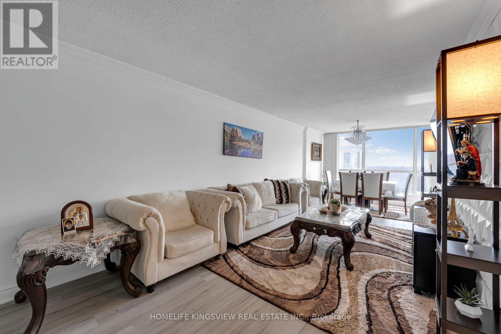 806 - 1 Rowntree Road, Toronto, Ontario  M9V 5G7 - Photo 6 - W12997088