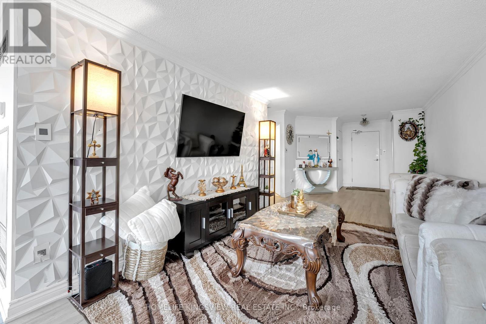 806 - 1 Rowntree Road, Toronto, Ontario  M9V 5G7 - Photo 7 - W12997088