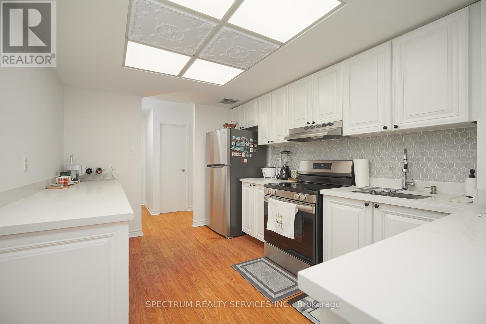 2104 - 8 Lisa Street, Brampton, Ontario L6T 4S6 - Photo 20 - W12997100