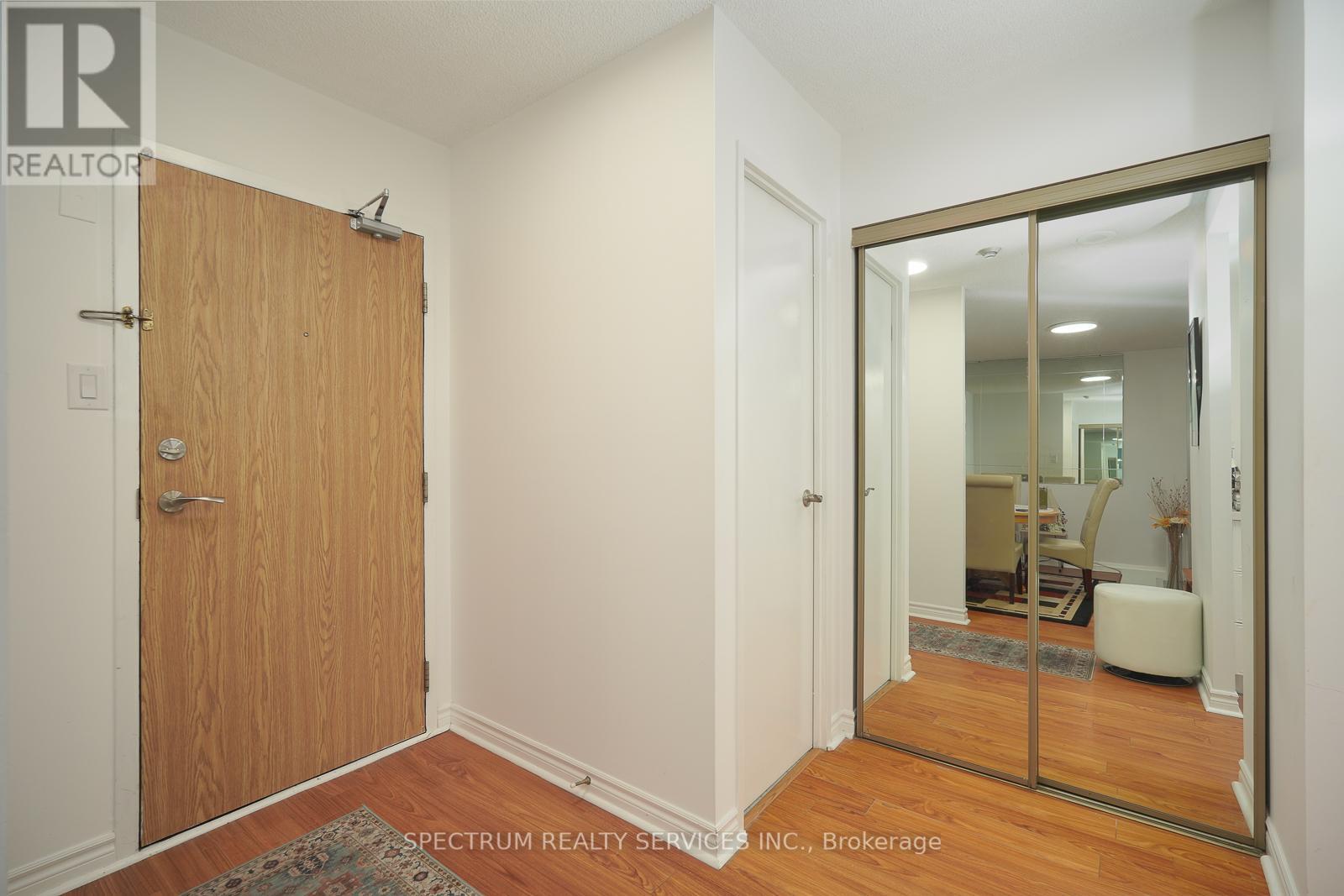 2104 - 8 Lisa Street, Brampton, Ontario L6T 4S6 - Photo 6 - W12997100