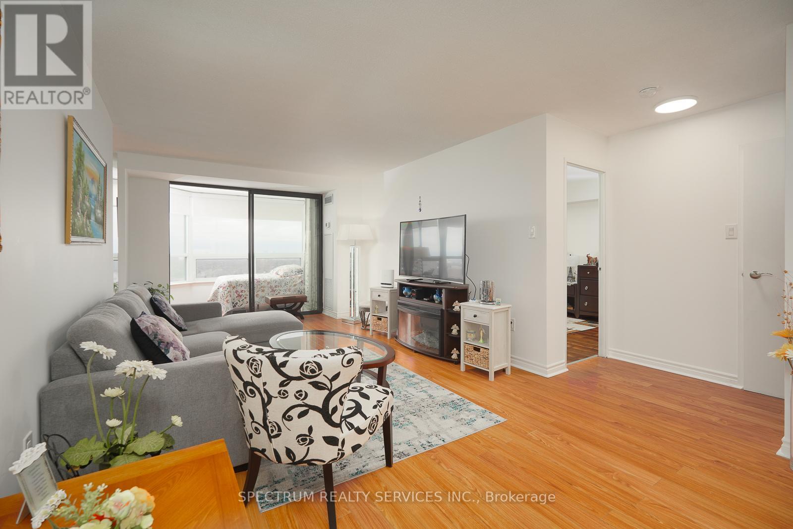 2104 - 8 Lisa Street, Brampton, Ontario L6T 4S6 - Photo 7 - W12997100