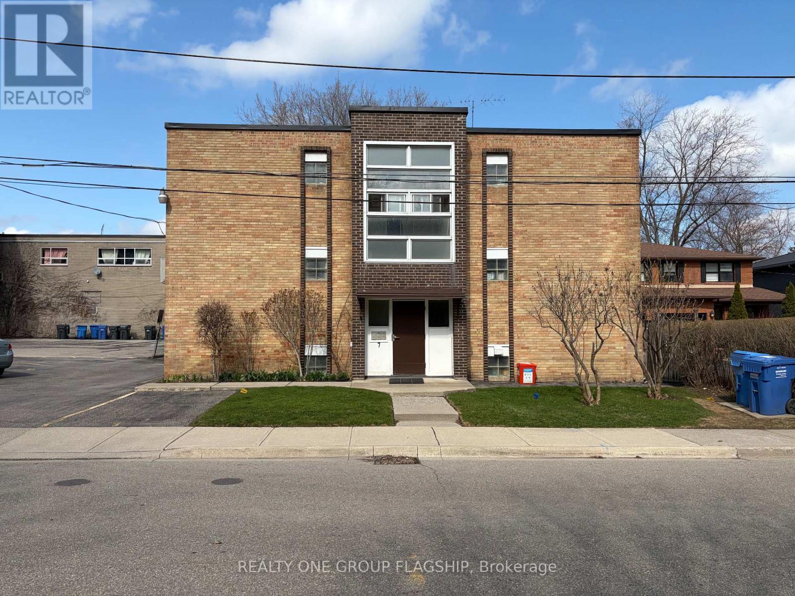 4 - 7 ELMWOOD AVENUE S, Mississauga, Ontario