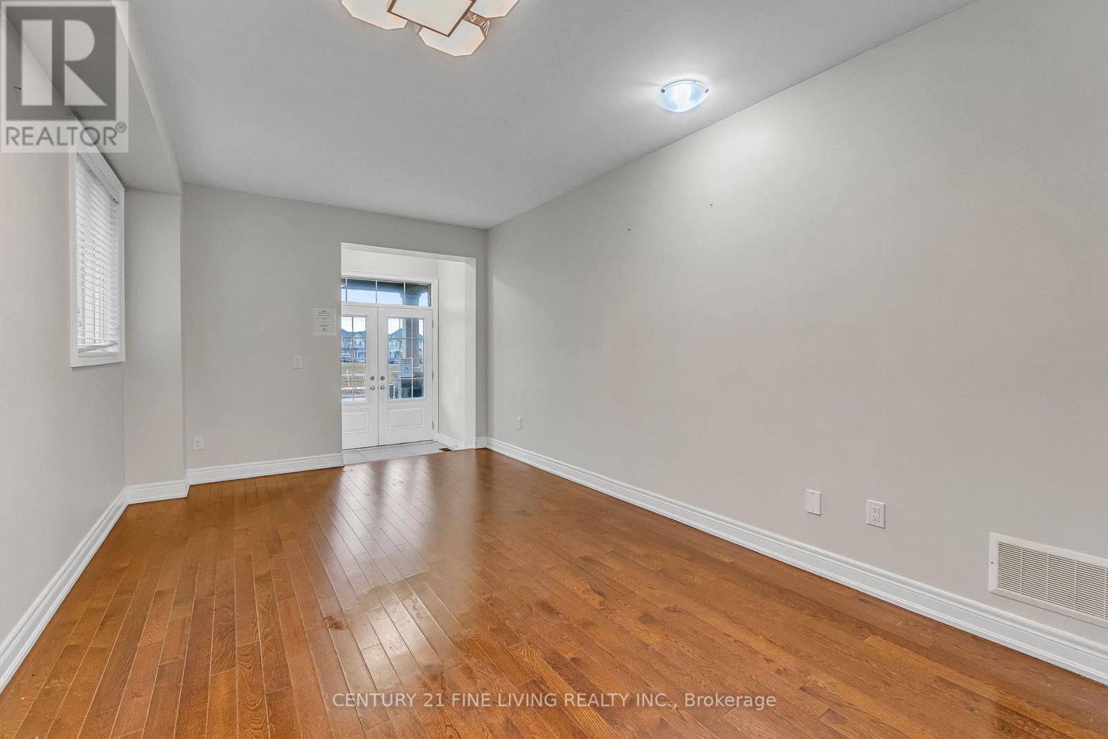 64 George Gray Drive, Brampton, Ontario  L6R 4B4 - Photo 6 - W12997108