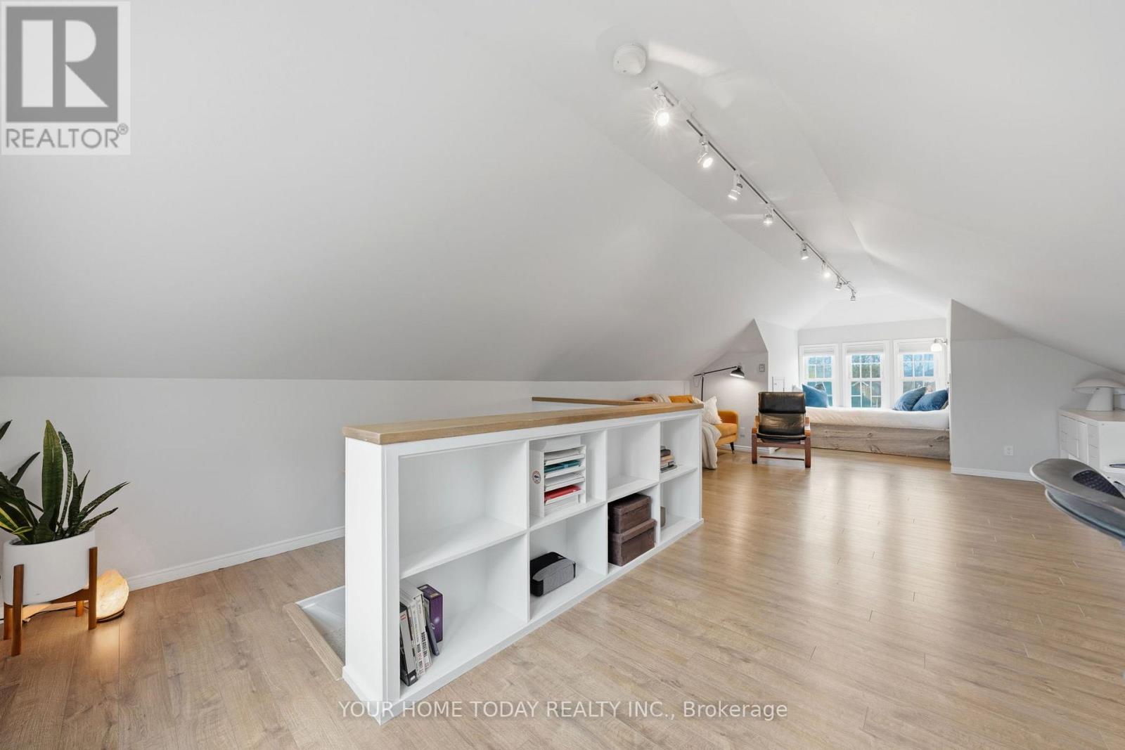 17 Park Avenue, Halton Hills, Ontario  L7J 1Y3 - Photo 25 - W12997112