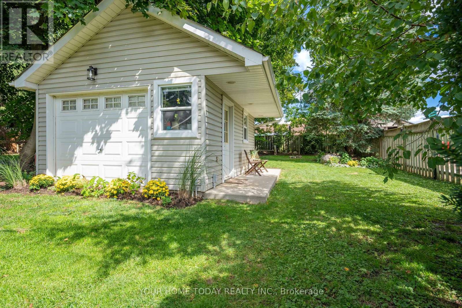 17 Park Avenue, Halton Hills, Ontario  L7J 1Y3 - Photo 29 - W12997112