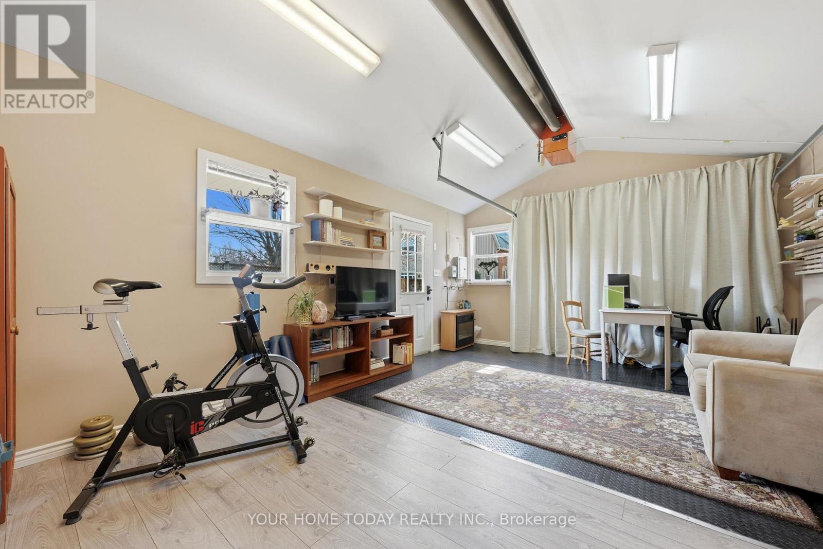 17 Park Avenue, Halton Hills, Ontario  L7J 1Y3 - Photo 30 - W12997112