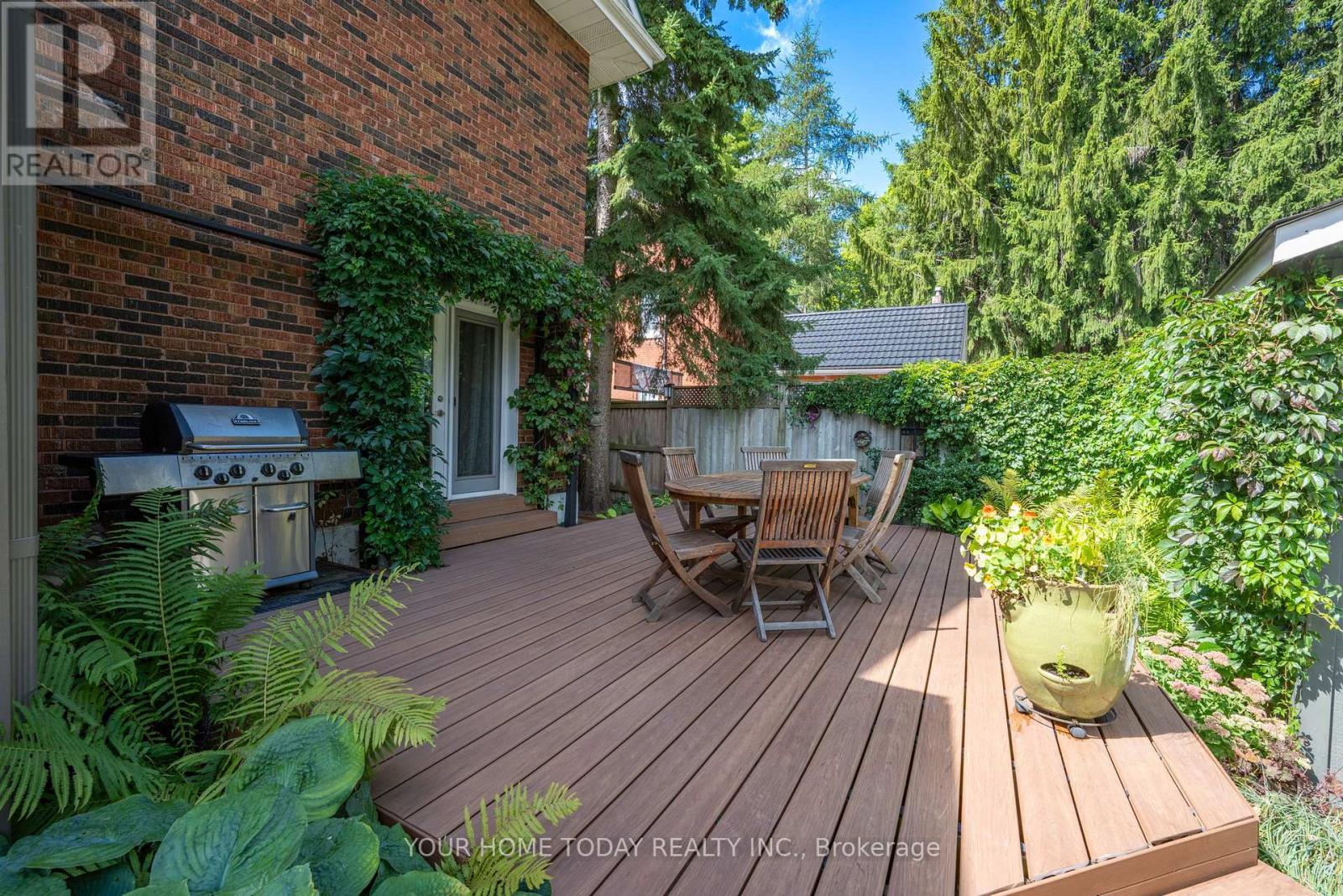 17 Park Avenue, Halton Hills, Ontario  L7J 1Y3 - Photo 32 - W12997112